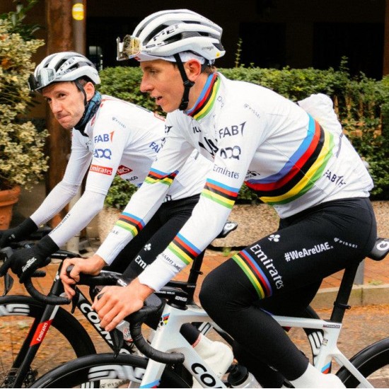 Herren Team UAE 2024 Pissei langarmtrikot-Weltmeister Radtrikot Kaufen Herren Team UAE 2024 Pissei langarmtrikot-Weltmeister Radtrikot Kaufen