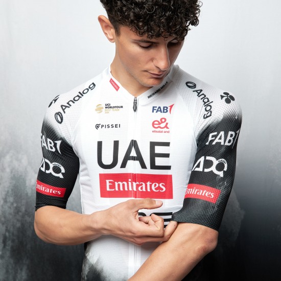 Herren UAE Team Emirates 2025 Pissei Magistrale Ultra trikot Radtrikot Kaufen Herren UAE Team Emirates 2025 Pissei Magistrale Ultra trikot Radtrikot Kaufen