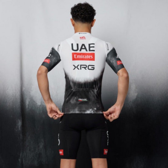 Herren Pissei UAE Team Emirates 2025 Magistrale trikot Radtrikot Kaufen Herren Pissei UAE Team Emirates 2025 Magistrale trikot Radtrikot Kaufen
