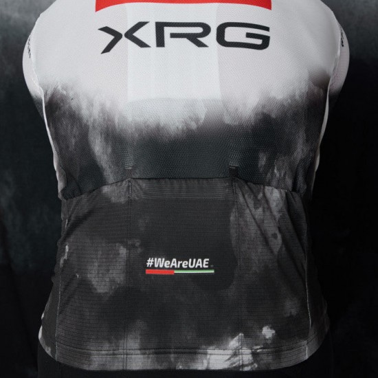 Herren Pissei UAE Team Emirates 2025 Magistrale trikot Radtrikot Kaufen Herren Pissei UAE Team Emirates 2025 Magistrale trikot Radtrikot Kaufen